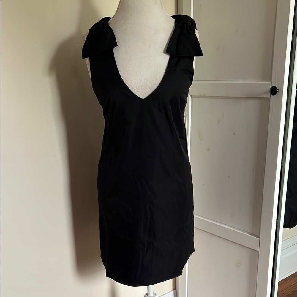 Aqua Chic Black Mini Sheath Cocktail Dress with Bows at Shoulder NWT Size M